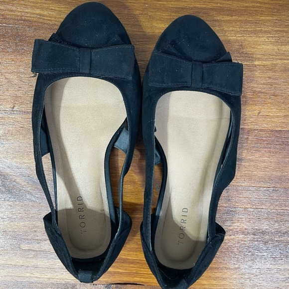 Torrid Black Bow Sandals 10W Womens - Picture 8 of 8